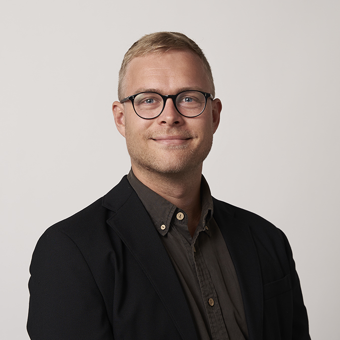 Jens Vesterlund Mathiesen – Riddle Russia